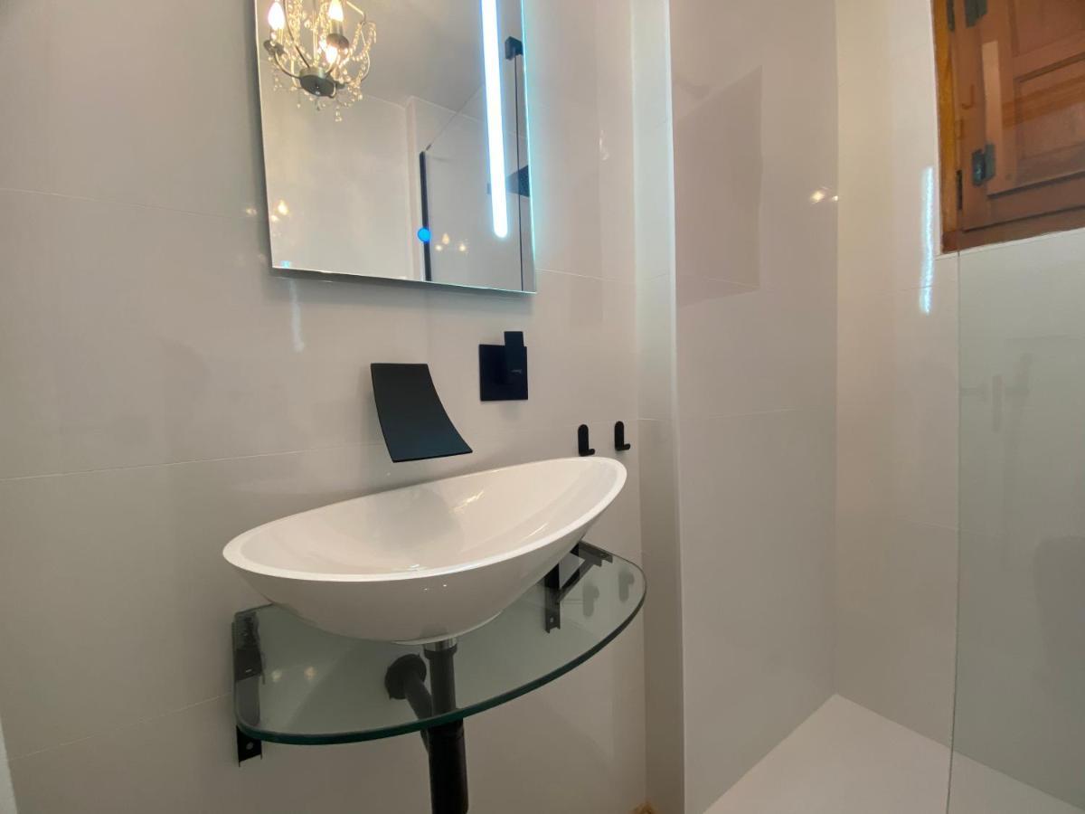 El Patio De San Pablo - Apartamento De Lujo En El Centro Con Parking Gratis Salamanca Buitenkant foto